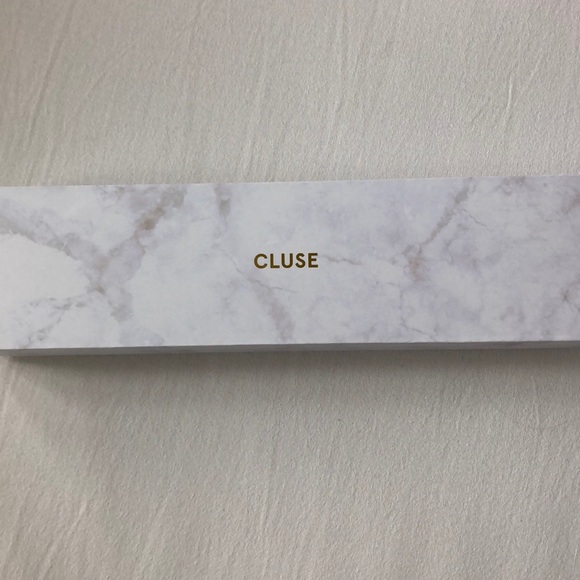 Marble Facce Cluse Watch - Picture 7 of 7
